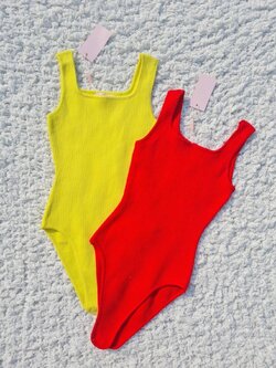 จั๊มสูทแฟชั่น Body Suit ผ้าร่อง เนื้อนิ่ม ยืดหยุ่นดี มี 3 สี