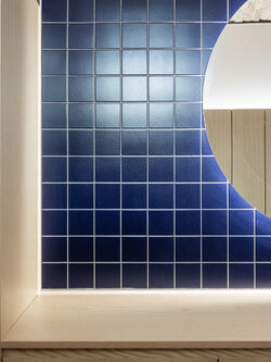 4"x4" Ceramic : Matte Classic Blue (สีน้ำเงินผิวด้าน) /ตรม.