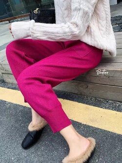 กางเกงแฟชั่น กางเกงไหมพรมขายาว รุ่นปลายขาจั๊ม ตีเกร็ดหน้า มีกระเป๋าล้วง เอวสม็อคฟรีไซส์