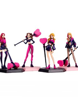 BLACKPINK COLLECTIBLE FIGURE