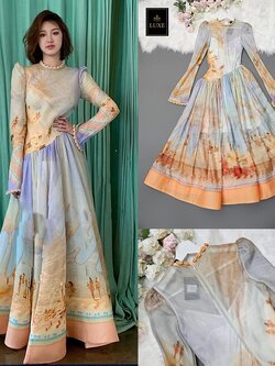 เดรสแฟชั่น เดรสเสื้อคอกลมแขนยาว ดีเทลปักด้วยเปลือกหอยที่คอเสื้อและปลายแขน