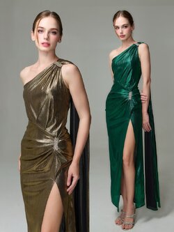 เดรสแฟชั่น แม็กซี่เดรสเสื้อไหล่เดียวทรงเข้ารูป มีผ้าเครปด้านหลัง กระโปรงทรงสอบผ่าหน้าขา