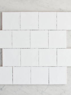 Wavy 10x10 ซม. : GLOSS WHITE (สีขาว) / แผ่น