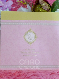 การ์ดแต่งงาน การ์ดเรียบหรู คลาสิค แนวตั้ง 3 พับ