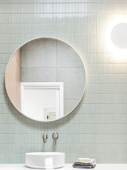 Kit Kat Mosaic : สีเขียวอ่อน (Light Green)