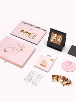 TWICE 2018 SEASON'S GREETINGS [FIRST LOVE]