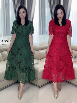 เดรสแฟชั่น เดรสยาวลูกไม้ คอวีแขนสั้น ใช้ผ้าลูกไม้เนื้อหนาอย่างดี ขึ้นลวดลายดอกไม้