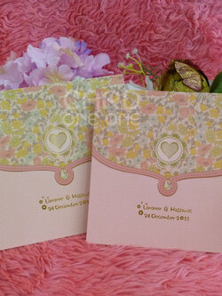 การ์ดแต่งงาน การ์ดน่ารัก แนวตั้ง 3 พับ