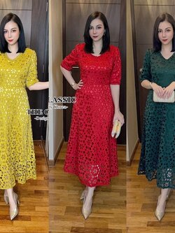 เดรสแฟชั่น เดรสลูกไม้ยาว ใช้ผ้าลูกขึ้นลายดอกไม้ เนื้อแน่นอย่างดีมีน้ำหนัก