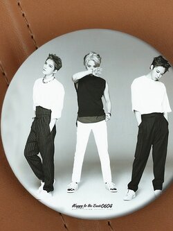 พร้อมส่ง1ชิ้น เข็มกลัด JYJ