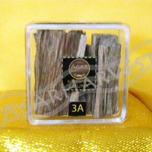 ชิ้นไม้หอมกฤษณา(เล็ก) เกรด 3A Agarwood Chunk (Grade 3A)