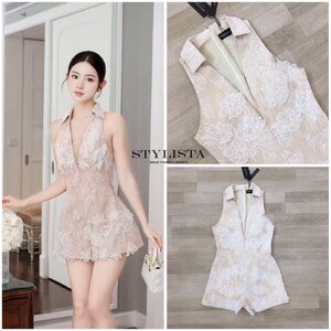 จั๊มสูทแฟชั่น จั้มสูทลูกไม้สีครีม – สไตล์หรูหรา หวานปนเซ็กซี่ที่ควรมีติดตู้!