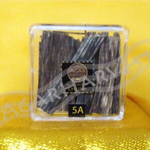 ชิ้นไม้หอมกฤษณา(เล็ก) เกรด 5A Agarwood Chunk (Grade 5A)