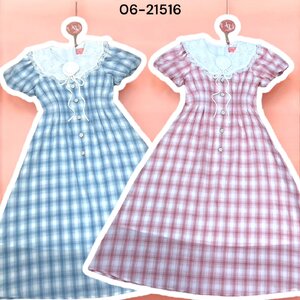 เดรสแฟชั่น เดรสยาวลายสก็อตแขนตุ๊กตา คอปกปักลายลูกไม้งานสวยมาก