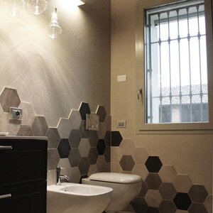 กระเบื้องหกเหลี่ยม Granite Grey (wall decoration)