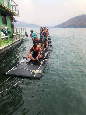 แพลอยน้ำ หนา 50 mm. ขนาด 130 x 240 ซม.